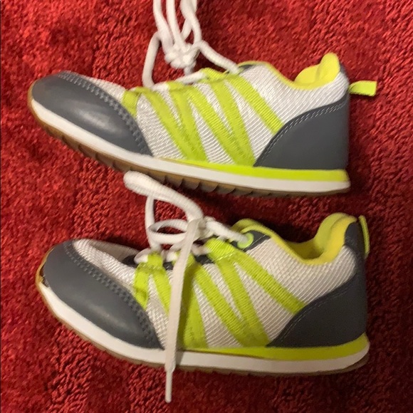 Mother’s care baby boy sneakers - Picture 4 of 8